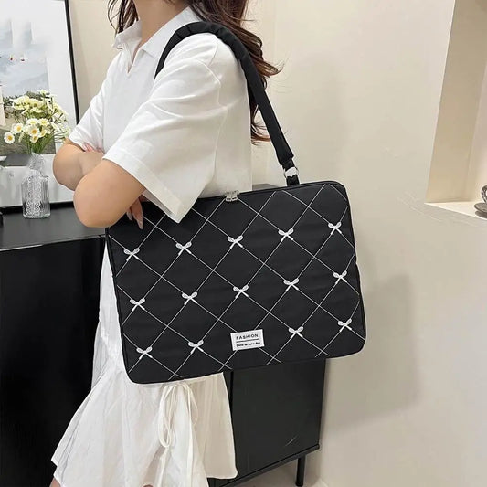 Cute Bow Laptop Sleeve 15" - Soft Padded Notebook Case with Handle