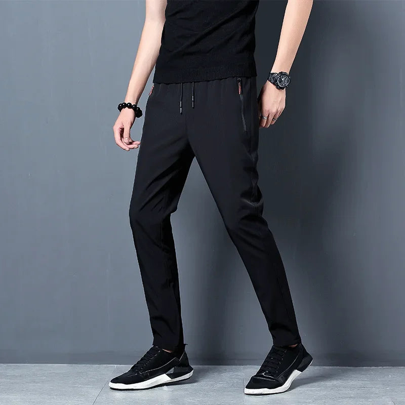 Men's Lightweight Straight-Leg Casual Pants