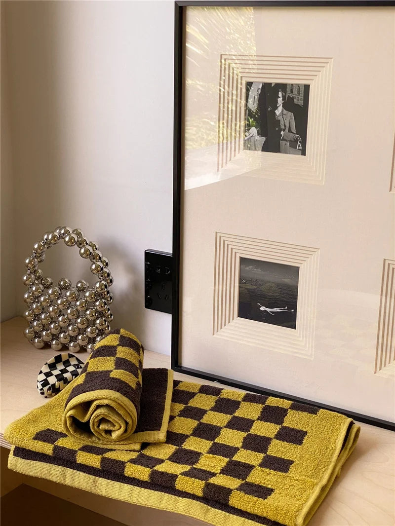 Retro Checkered Towels – Hand, Bath or 2-Pack