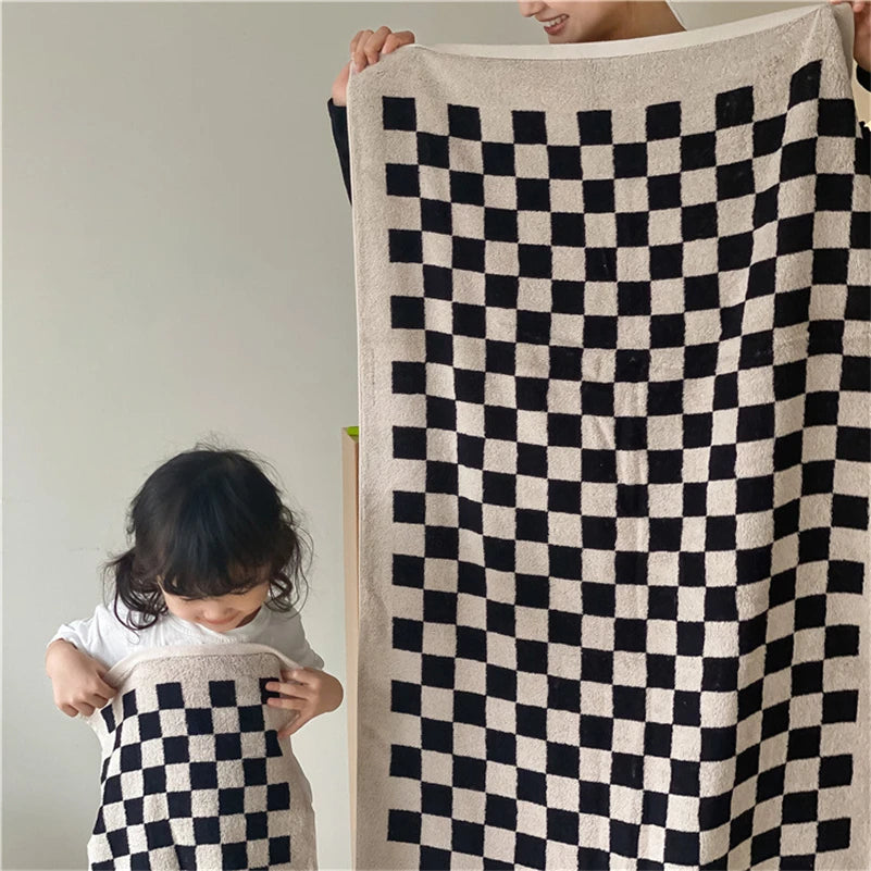 Retro Checkered Towels – Hand, Bath or 2-Pack
