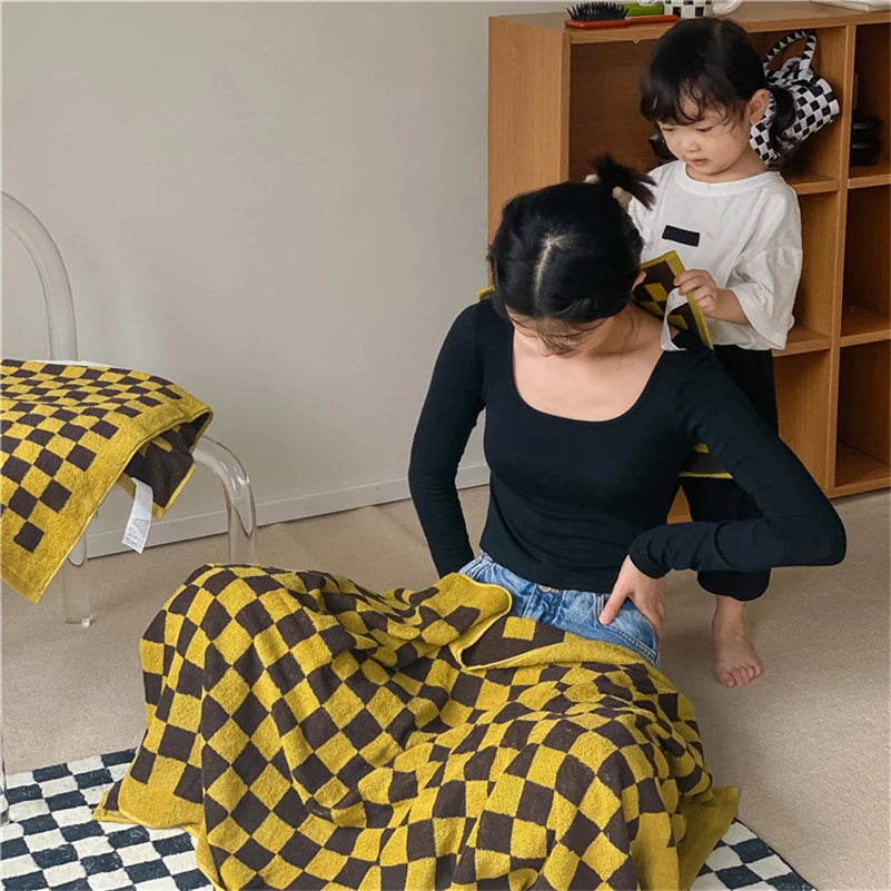 Retro Checkered Towels – Hand, Bath or 2-Pack