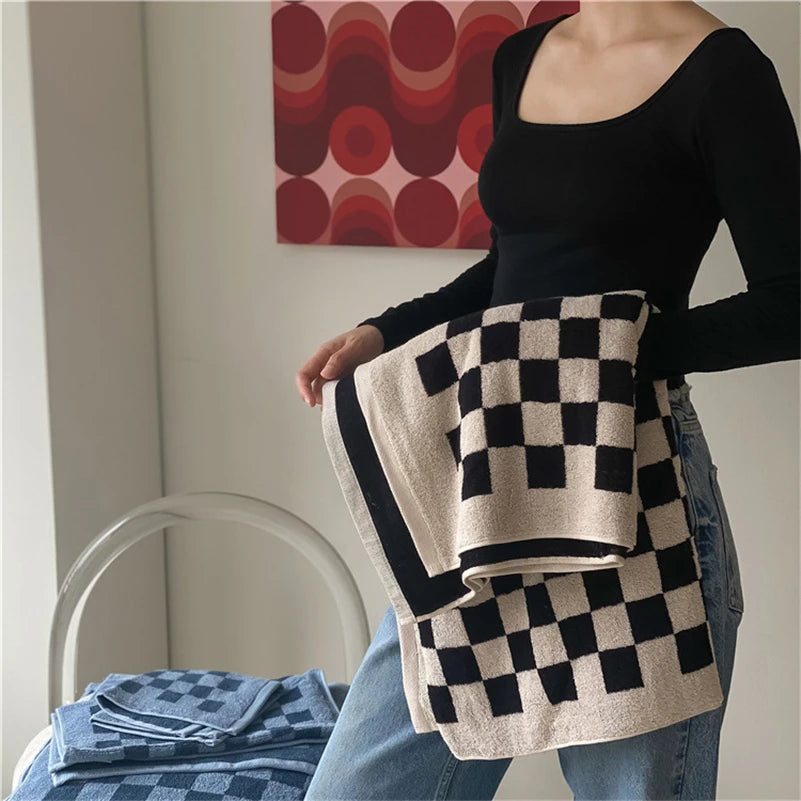 Retro Checkered Towels – Hand, Bath or 2-Pack