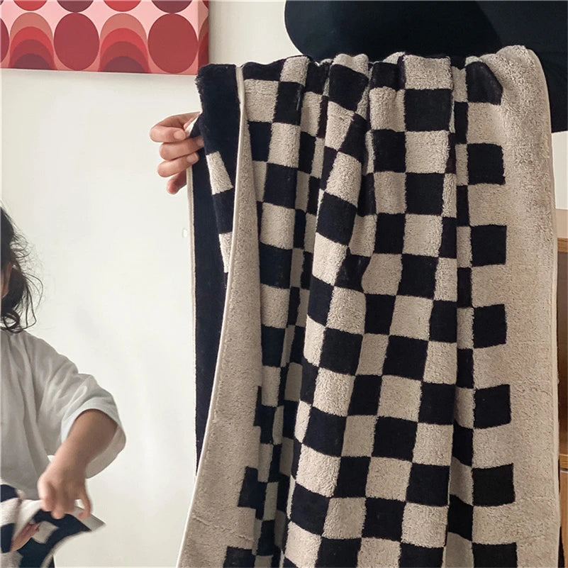Retro Checkered Towels – Hand, Bath or 2-Pack