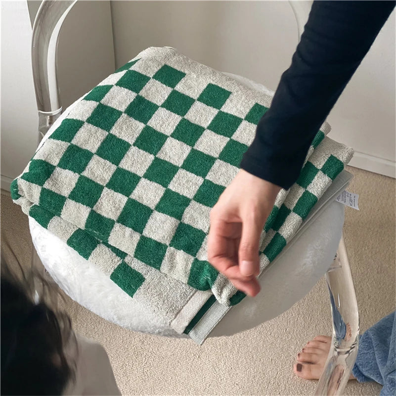 Retro Checkered Towels – Hand, Bath or 2-Pack
