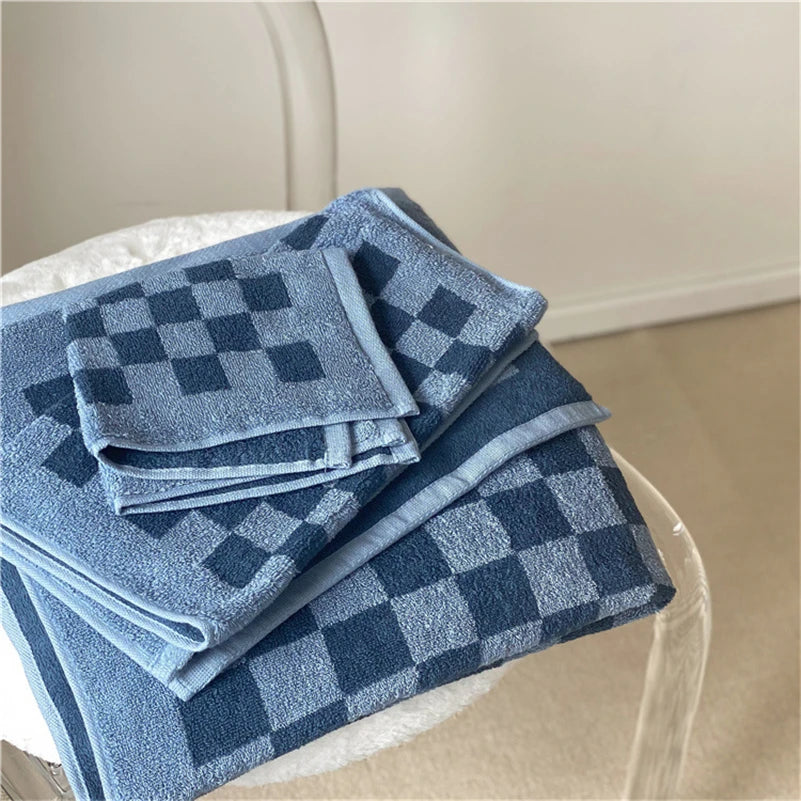 Retro Checkered Towels – Hand, Bath or 2-Pack