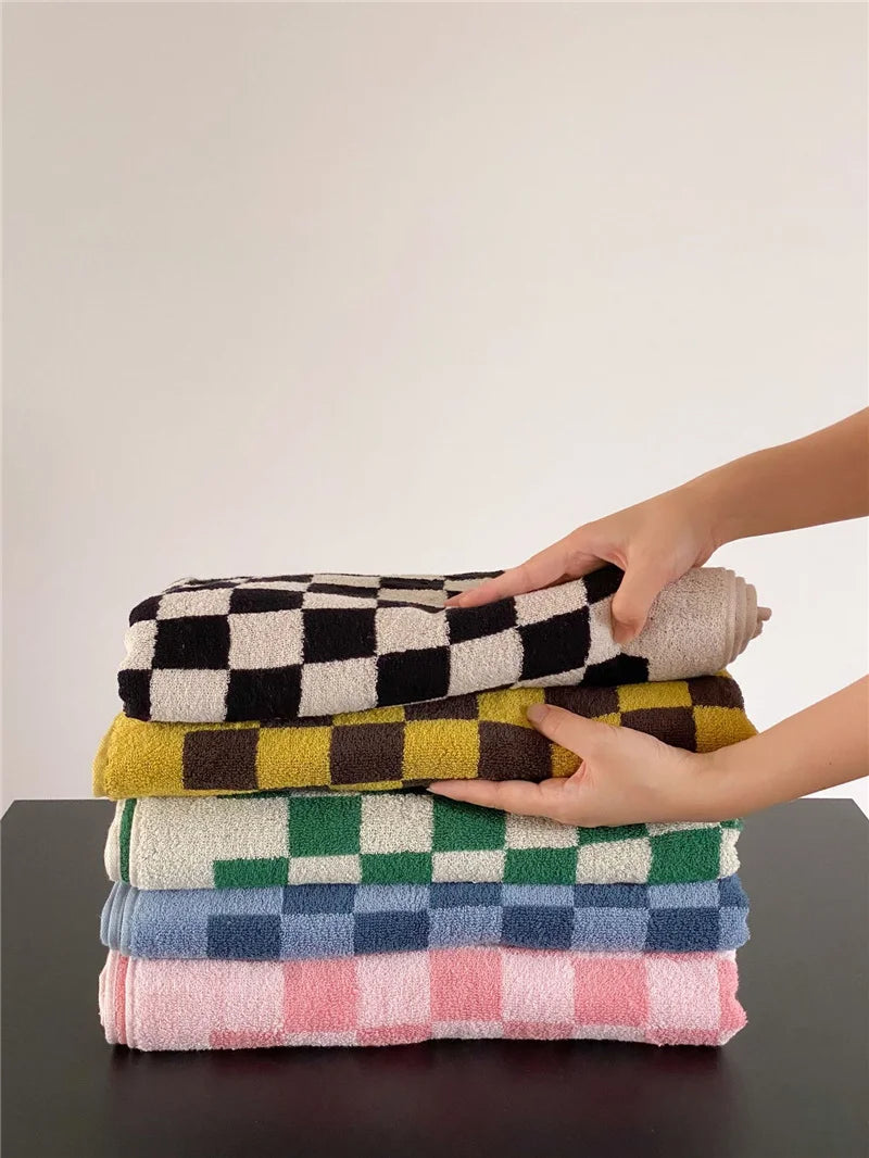 Retro Checkered Towels – Hand, Bath or 2-Pack