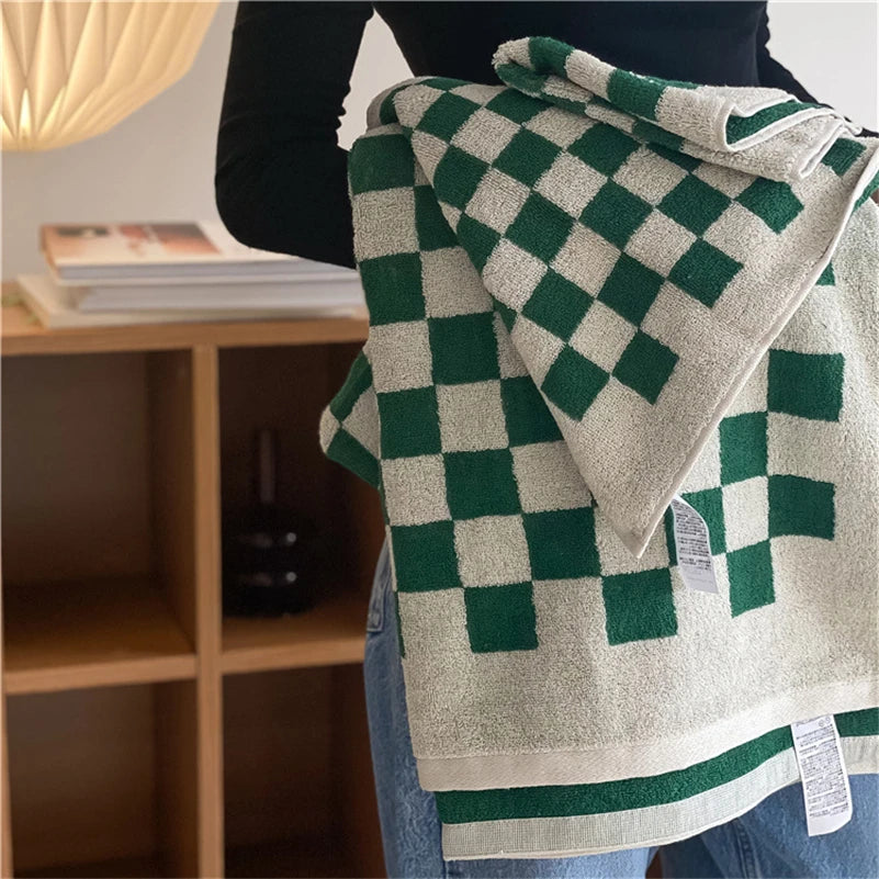Retro Checkered Towels – Hand, Bath or 2-Pack