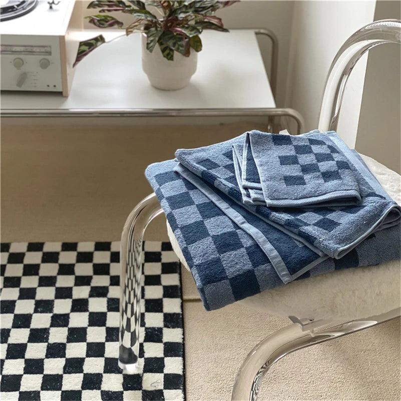 Retro Checkered Towels – Hand, Bath or 2-Pack
