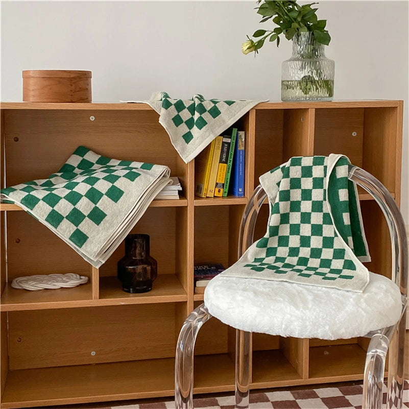 Retro Checkered Towels – Hand, Bath or 2-Pack