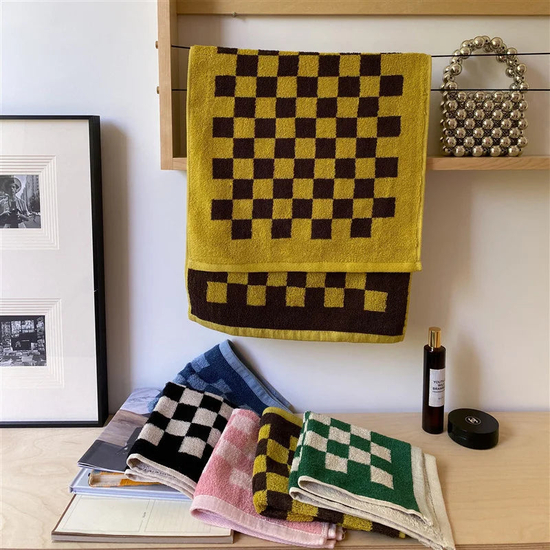 Retro Checkered Towels – Hand, Bath or 2-Pack