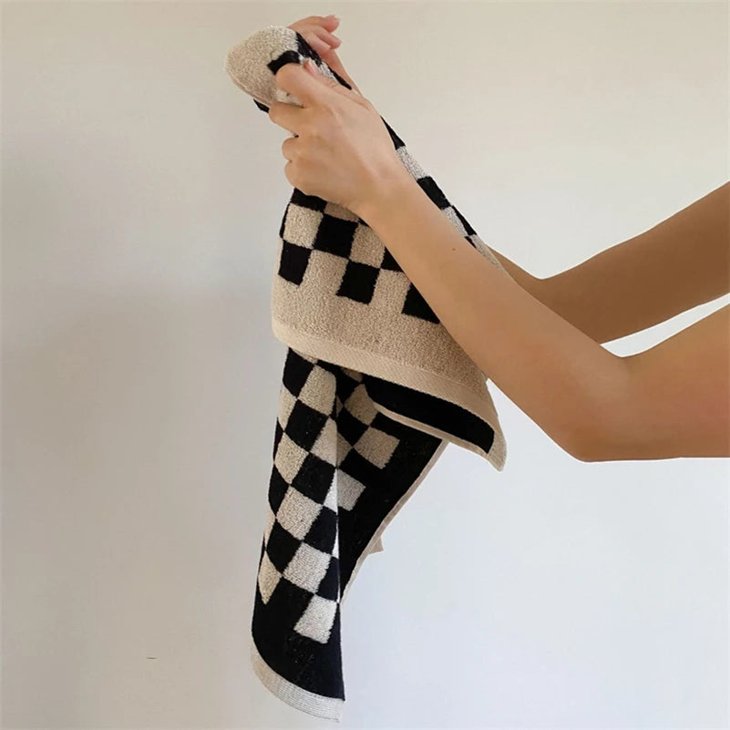 Retro Checkered Towels – Hand, Bath or 2-Pack