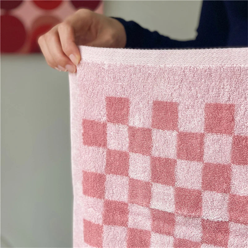 Retro Checkered Towels – Hand, Bath or 2-Pack