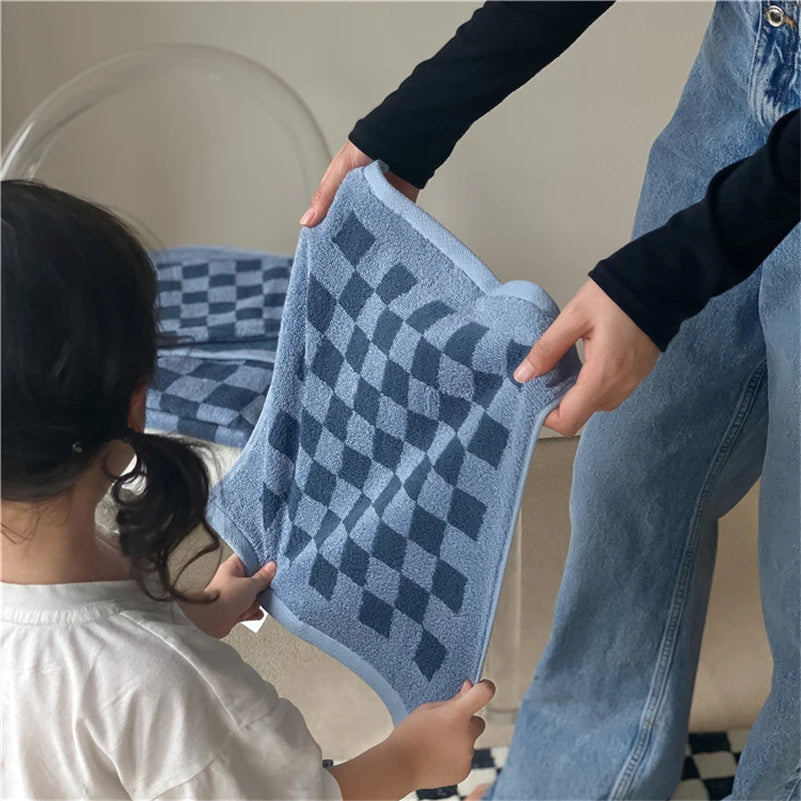 Retro Checkered Towels – Hand, Bath or 2-Pack