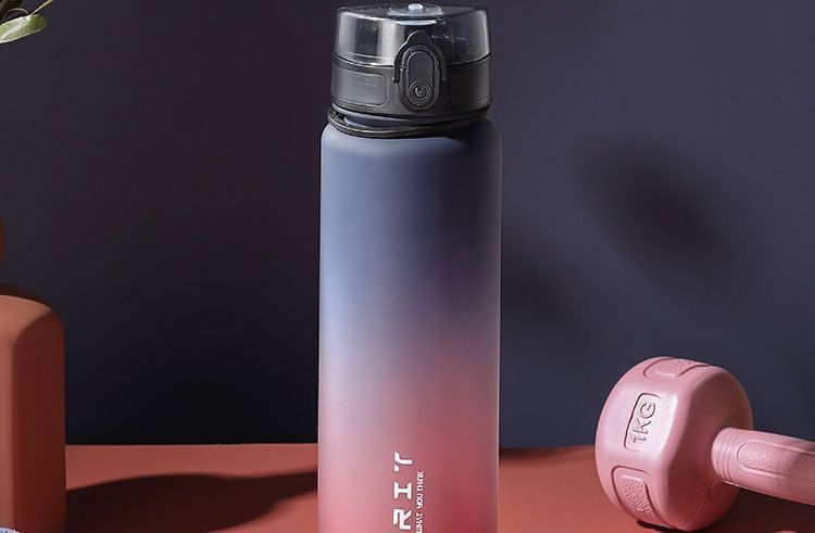 Large Capacity Sports Water Bottle – Portable, Heat-Resistant, 500ml–1000ml