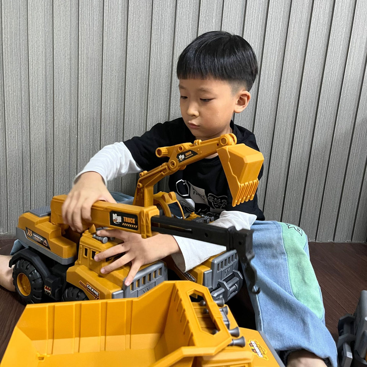 Large Construction Truck Toys – Excavator, Loader, Mixer & Crane