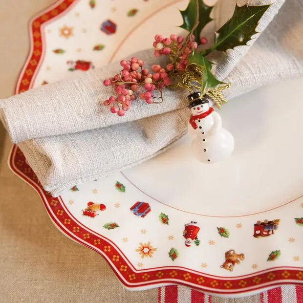 Christmas Ceramic Tableware – Mugs, Plates & Dishes