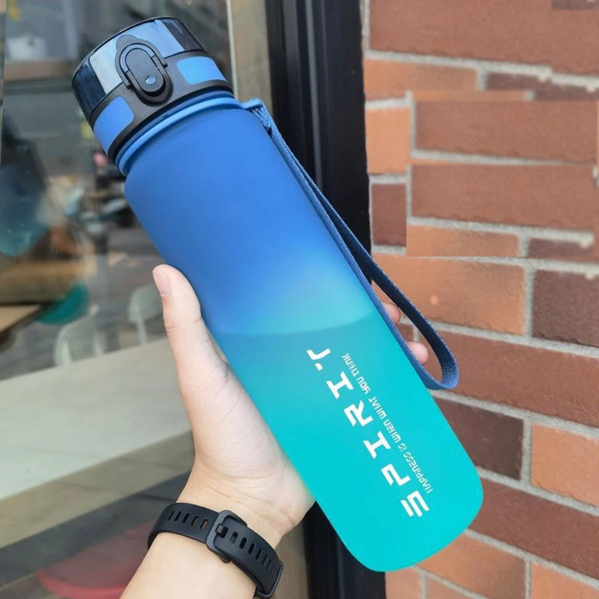 Gradient Water Bottle – BPA-Free, Large Capacity, Leak-Proof (600ml / 750ml / 1000ml)