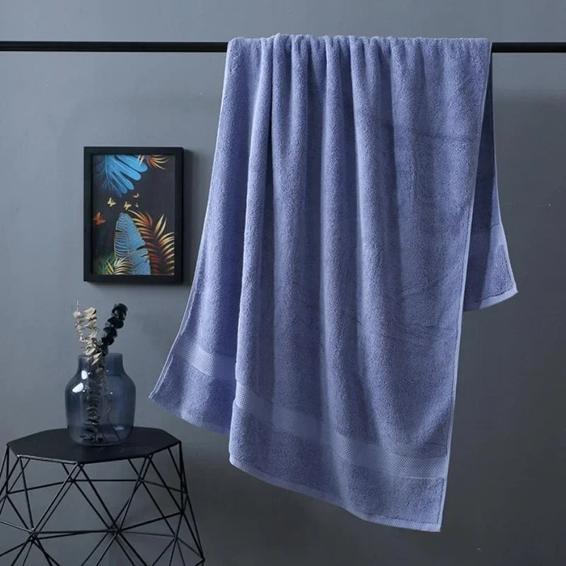 Cotton Bath Towel – Thick 70 × 140 cm Terry Towel, 500 g