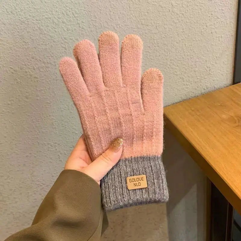 Plush-Lined Knit Touchscreen Gloves – Unisex Winter Gloves