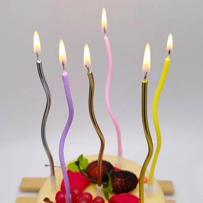 Geburtstagskerzen mit Spiralwirbel | 6er-Pack | 9 Metallic-Farben | Rauchfrei | Party- & Hochzeitsdekoration