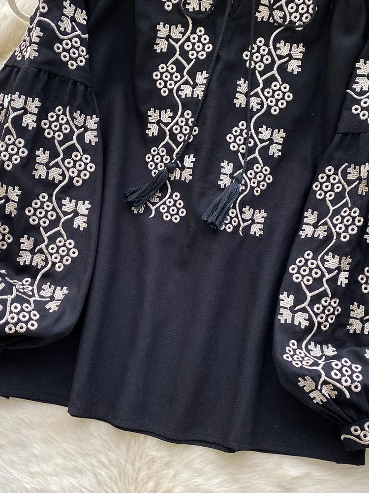 Women Embroidered Blouse Autumn Casual Versatile Lace Up O-neck Lantern Sleeves Retro Heavy Industry Top Female Pullovers BL247