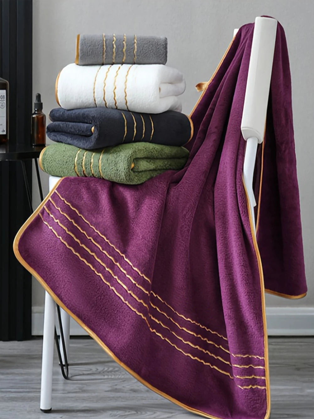 Gold Accent Bath Towel Set – White, Grey or Navy, 2 to 8 Pieces