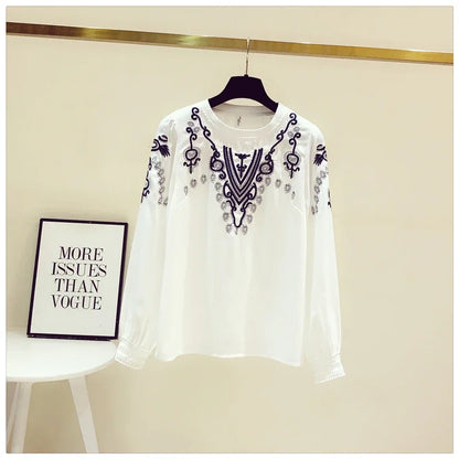 Bestickte Bluse mit Puffärmeln