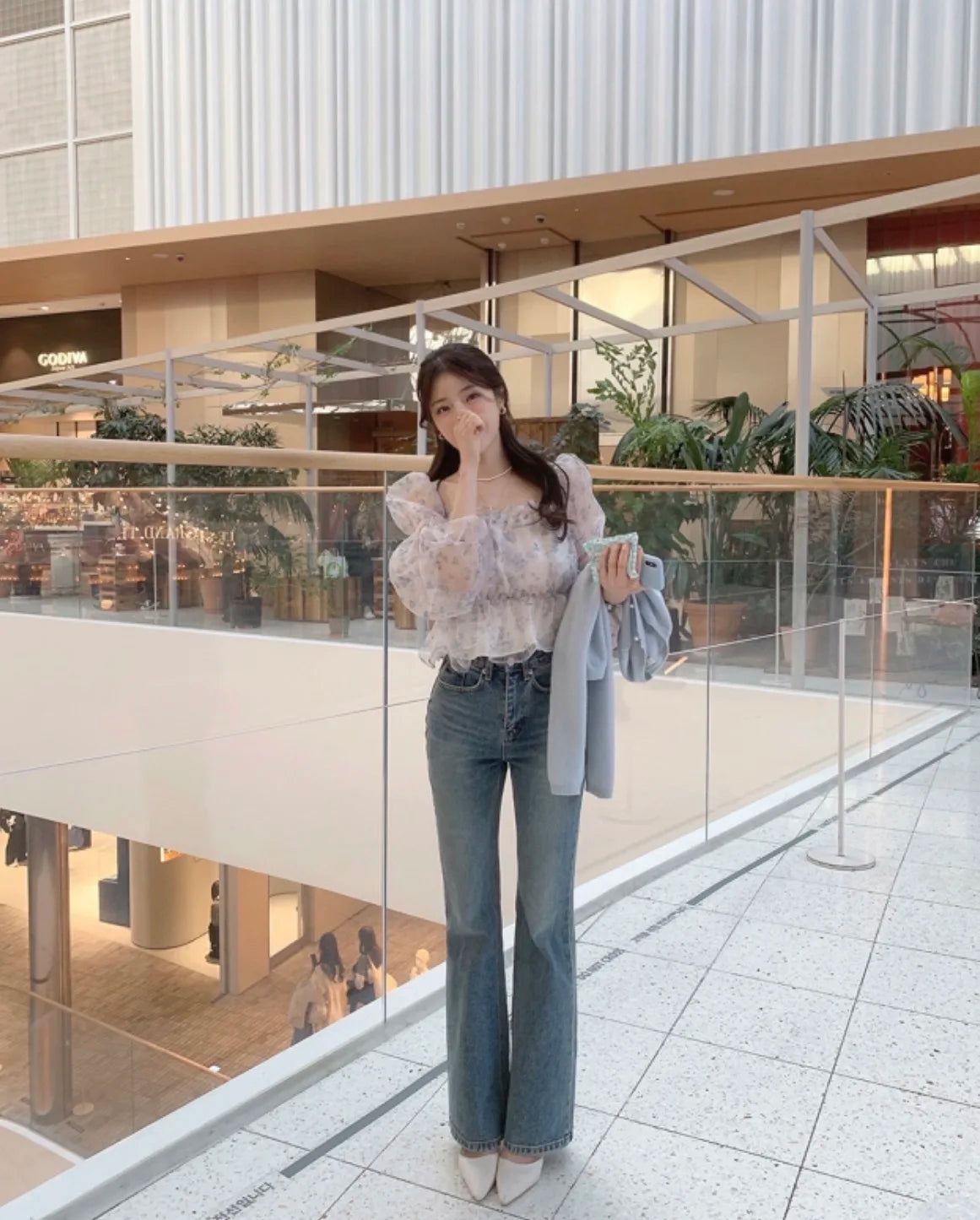 Chic Spring Women's Blouse Gentle Shoulder Bared Floral Bubble Sleeve Chiffon Top Korean Style Loose Fit Long Sleeve Short Le...
