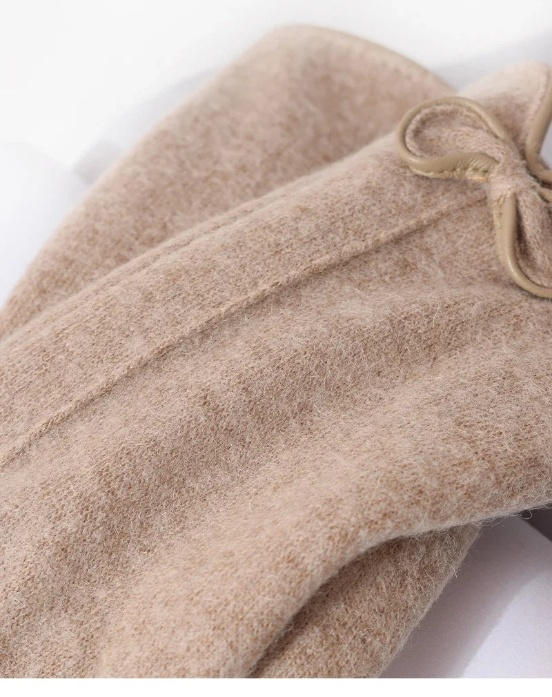 Women's Cashmere-Style Touchscreen Gloves with Bow