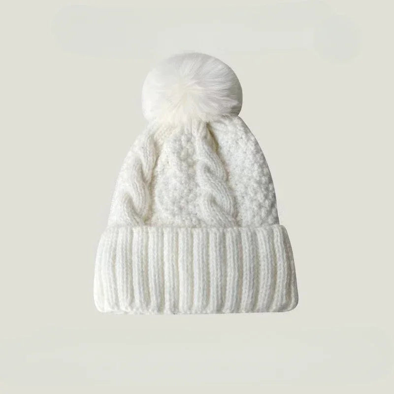 Women's Cable-Knit Pom-Pom Beanie – Plush-Lined Winter Hat
