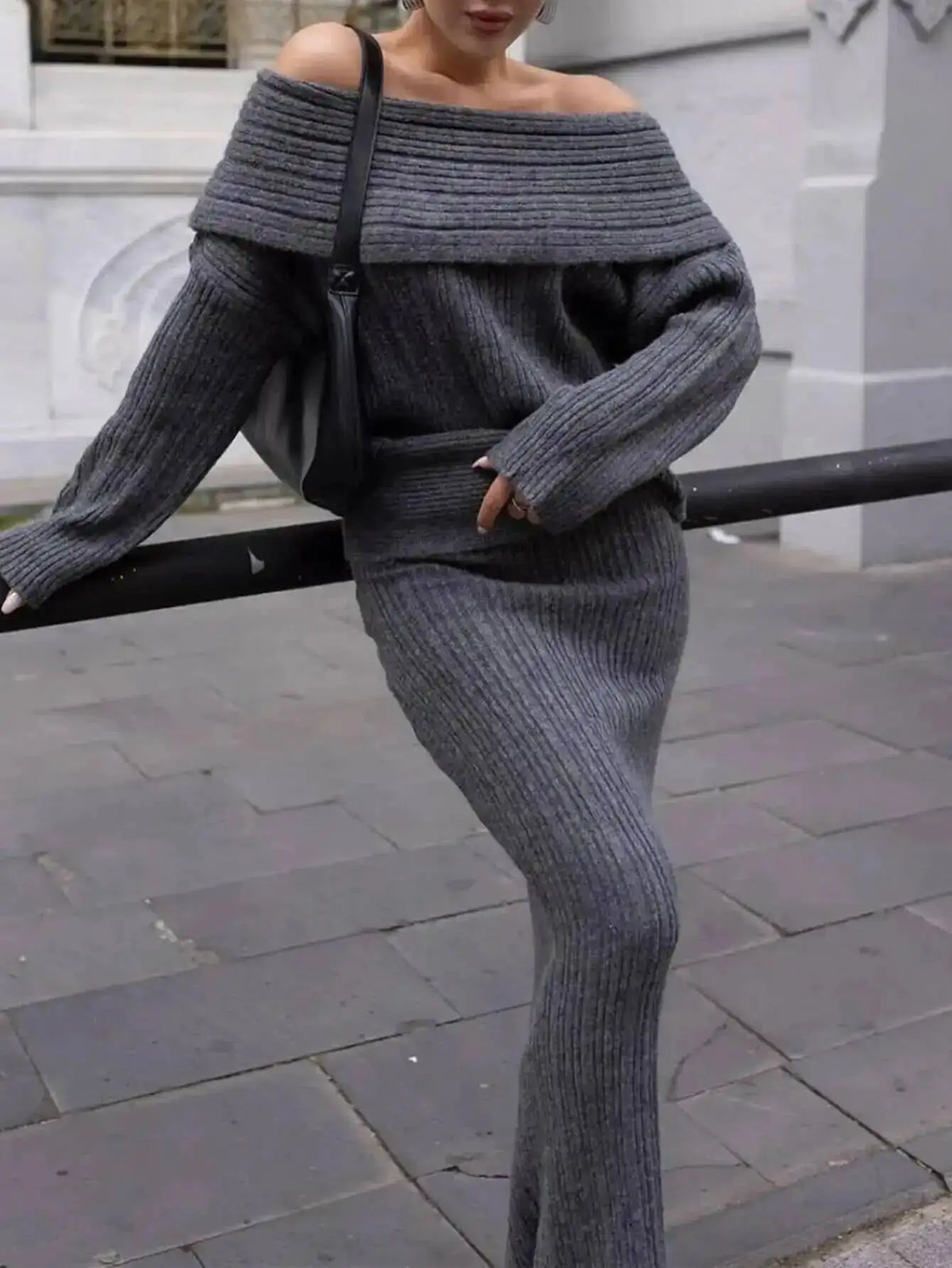 Women's Off-Shoulder Long-Sleeve Knit Dress