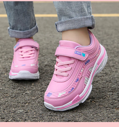 Zapatillas deportivas impermeables para niñas, zapatillas casual de cuero rosa transpirables, a la moda, antideslizantes, ligeras para niños.