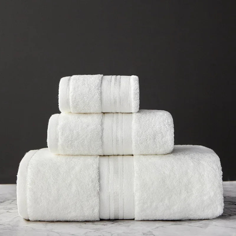 3-Piece Cotton Towel Set – Bath, Hand & Face Towel, 1 kg