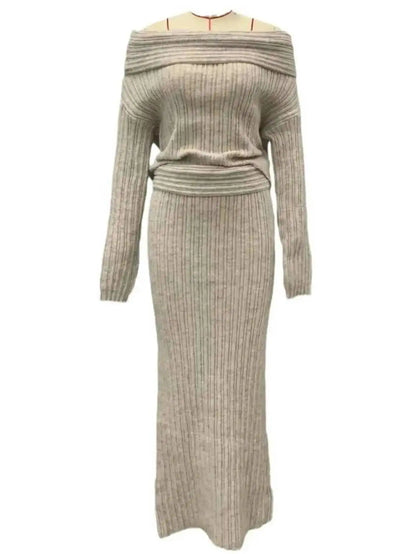Damen-Strickkleid mit langen Ärmeln und schulterfreiem Ausschnitt