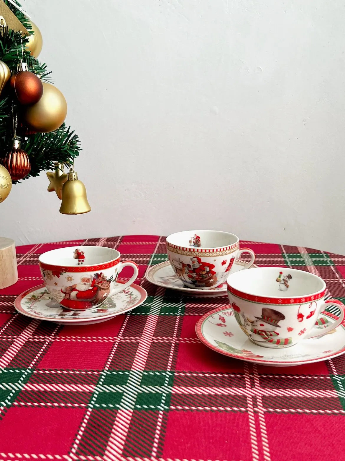 Santa Christmas Plate, Cup & Saucer Tableware