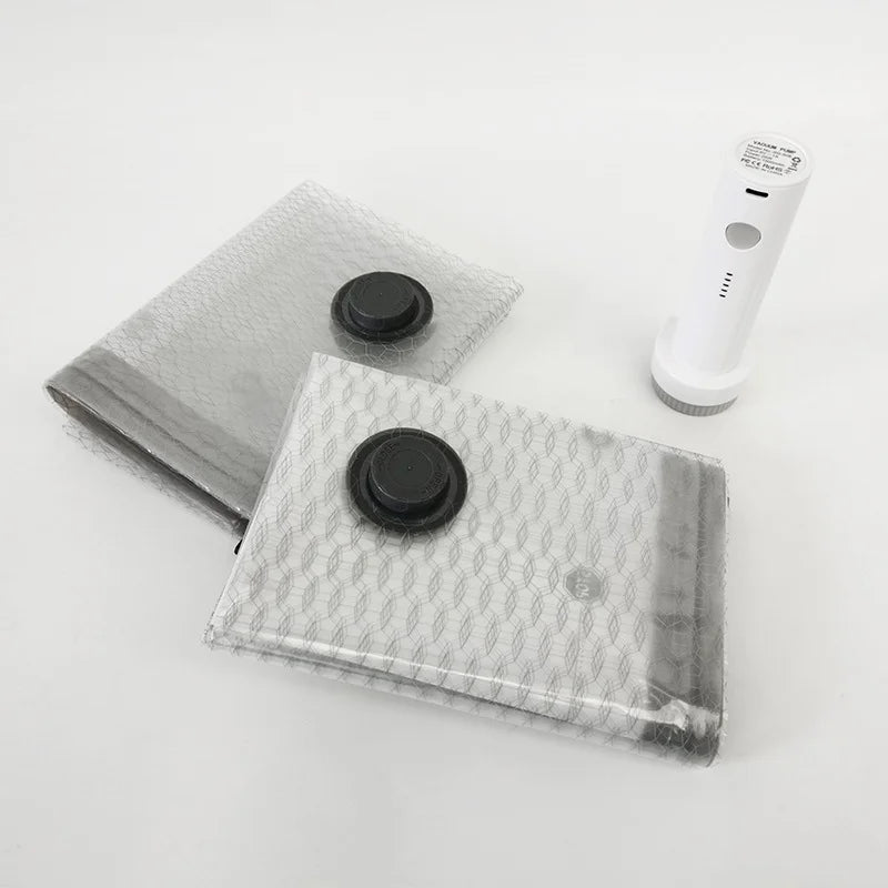 Vacuum Compression Storage Bags with Hand Pump | Space Saver Bags for Clothes, Quilts & Suitcases