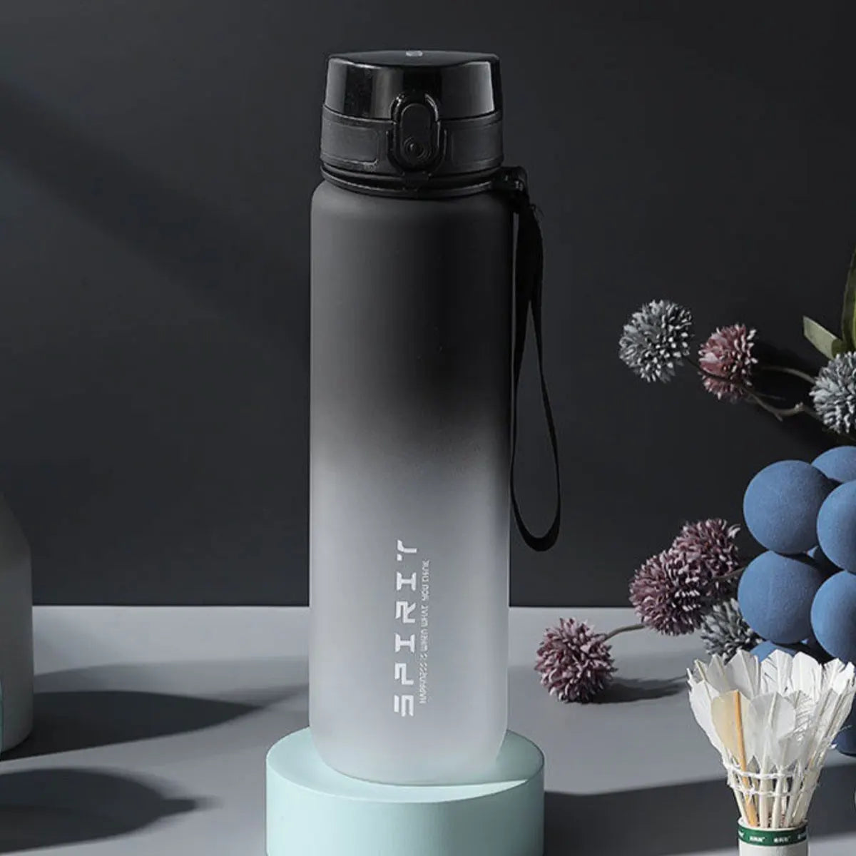 Gradient Water Bottle – BPA-Free, Large Capacity, Leak-Proof (600ml / 750ml / 1000ml)