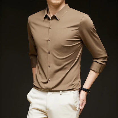 Camisa casual de negocios lisa de manga larga para hombre
