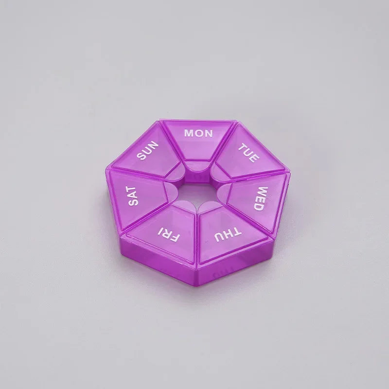 7-Day Pill Organizer – Compact Weekly Vitamin Case
