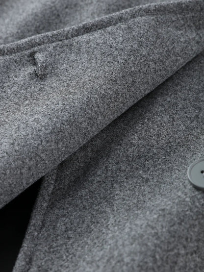 Lockere Damenjacke mit Rundhalsausschnitt und Taschen
