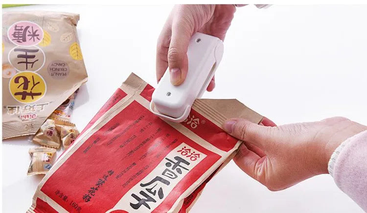 Mini Heat Bag Sealer Machine – Portable Handheld Thermal Plastic Food & Snack Bag Sealer