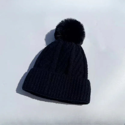 Women's Cable-Knit Pom-Pom Beanie – Plush-Lined Winter Hat