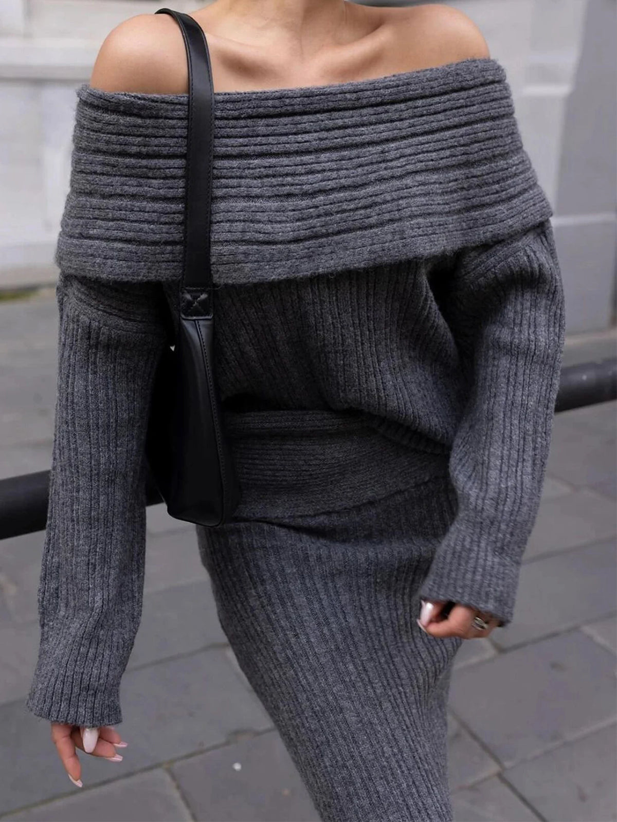 Women's Off-Shoulder Long-Sleeve Knit Dress
