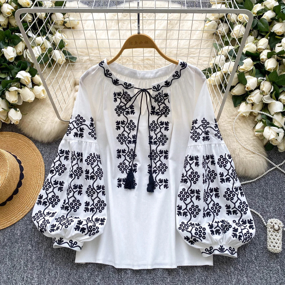 Women Embroidered Blouse Autumn Casual Versatile Lace Up O-neck Lantern Sleeves Retro Heavy Industry Top Female Pullovers BL247