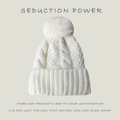 Women's Cable-Knit Pom-Pom Beanie – Plush-Lined Winter Hat