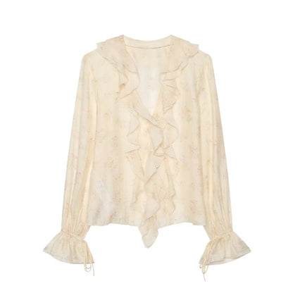 Chiffonbluse mit Blumenmuster, Rüschen und V-Ausschnitt