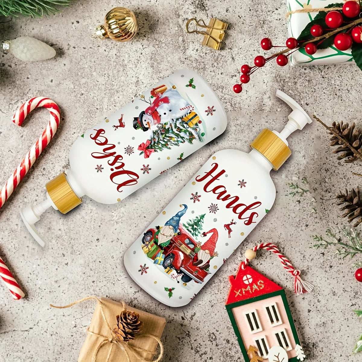 Lot de 2 distributeurs de savon gnomes de Noël avec plateau – Décoration de fêtes pour cuisine et salle de bain