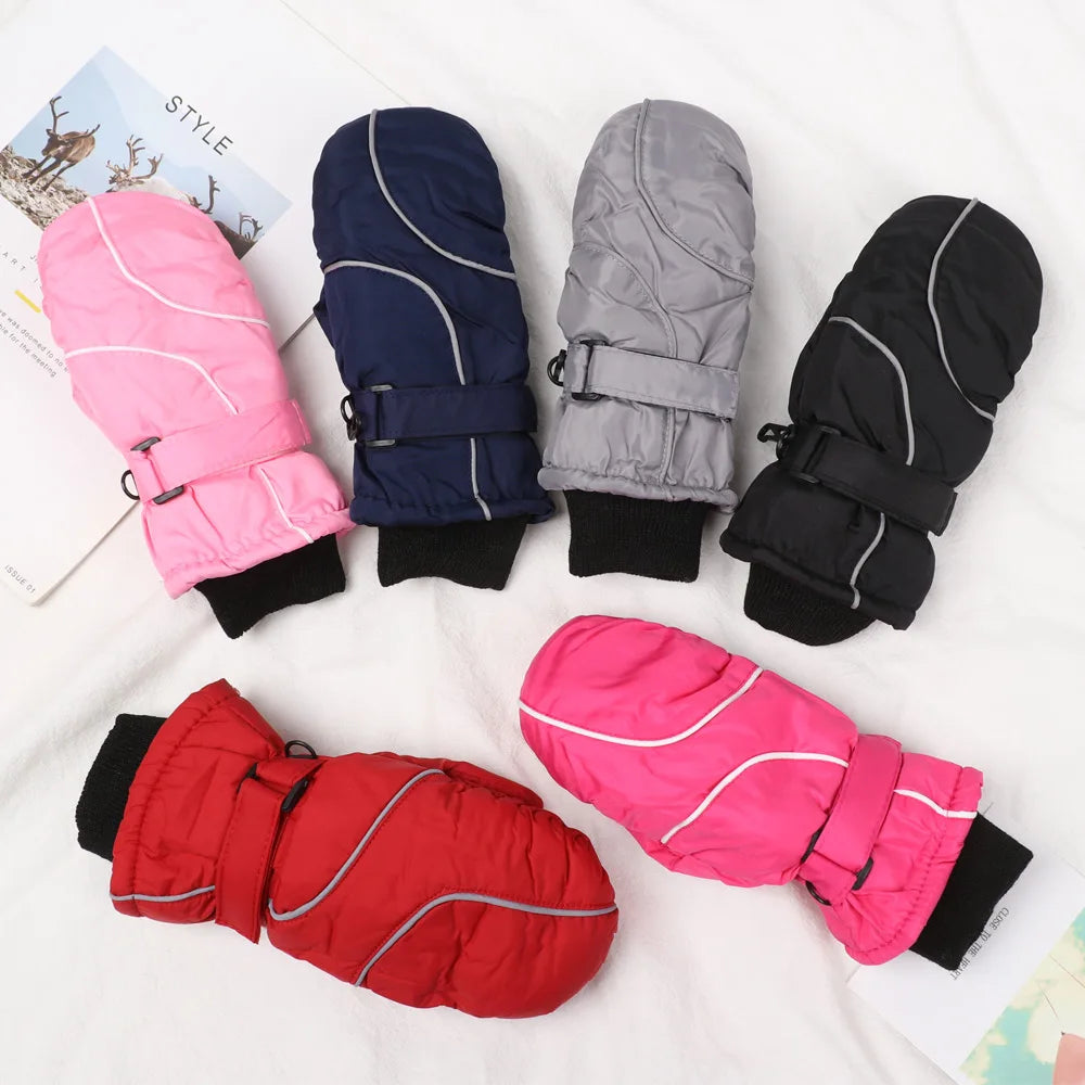 Kids' Adjustable Ski Gloves – Velvet-Lined Snow Gloves (Ages 5–9)