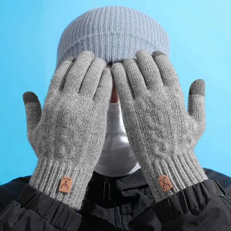 Men's Velvet-Lined Knit Touchscreen Gloves