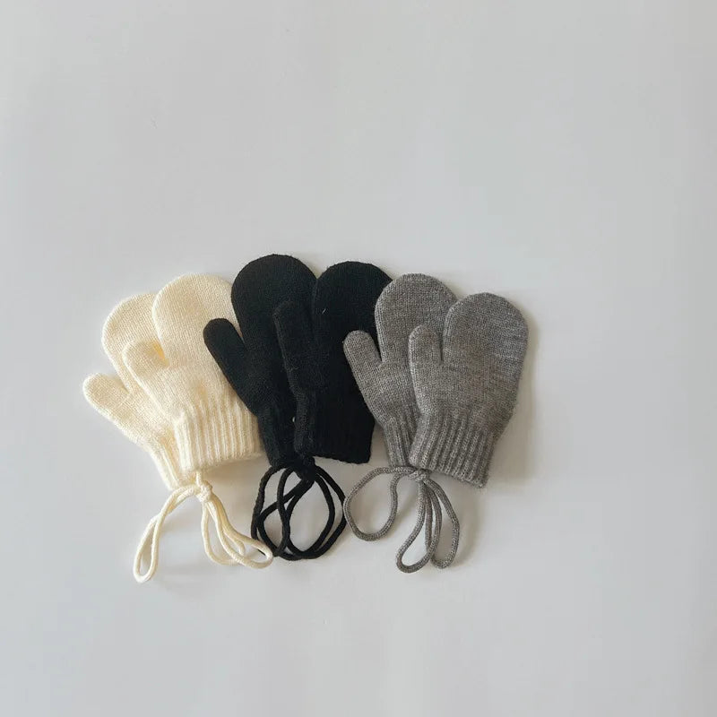 Baby Knit Mittens with String – Wool-Blend Toddler Mittens (Ages 1–4)